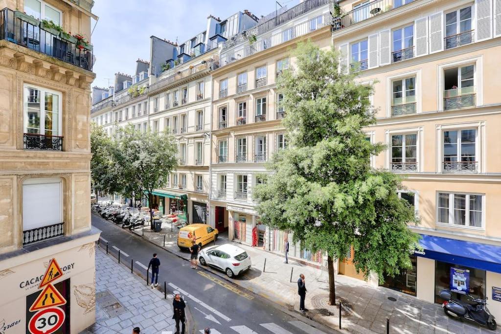 L'elegance A La Parisienne * Parijs